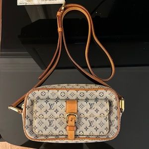 Louis Vuitton Juliette Mini Lin Crossbody (Denim) in Used condition